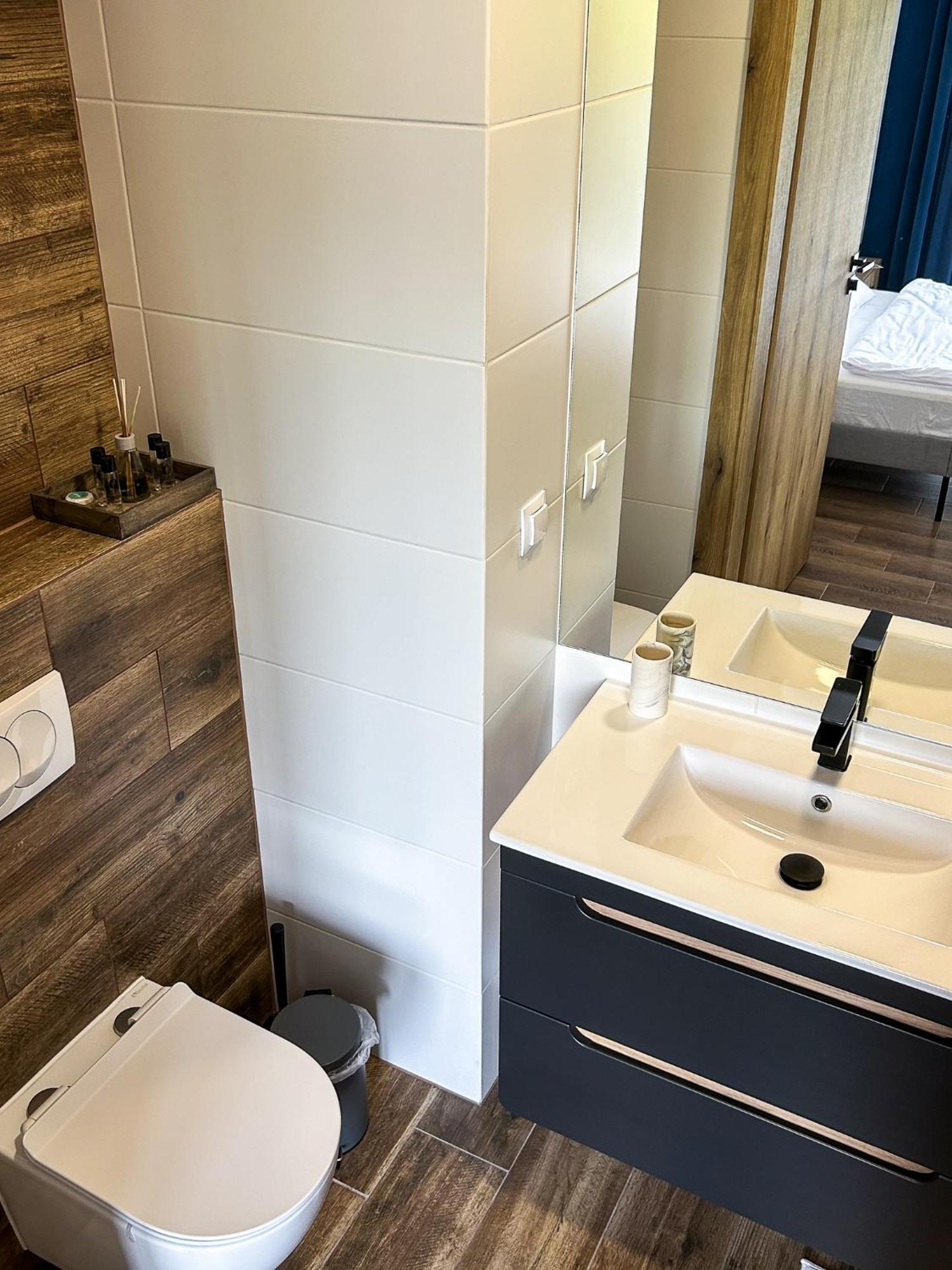 Apartment Aquarius Stawy Walczewskiego 8 *